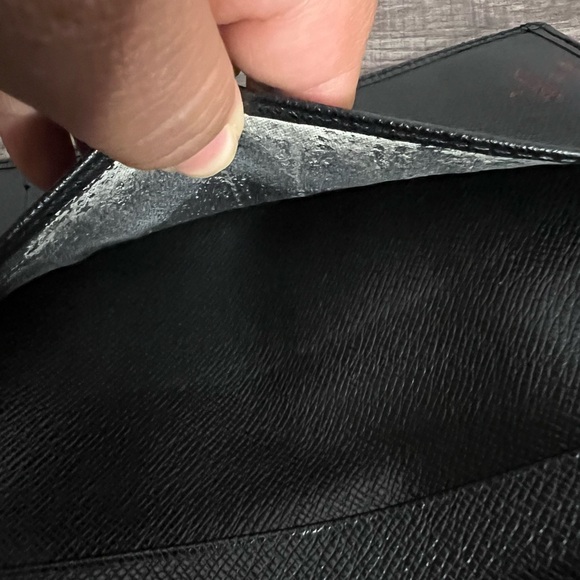 Louis Vuitton Black Epi Porte feiulle Brazza Long Wallet - Picture 4 of 11